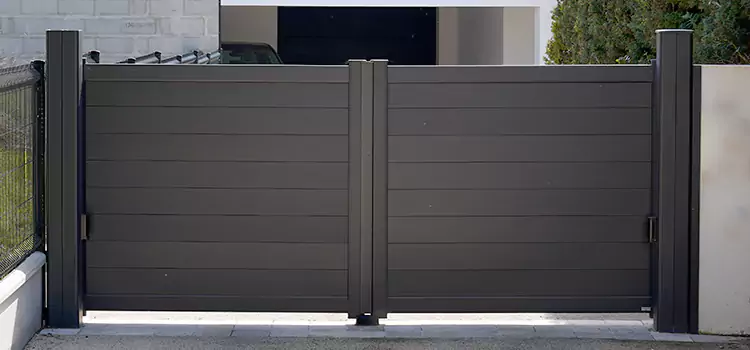 Common Residential Gate Issues We Resolve in Des Moines, IA